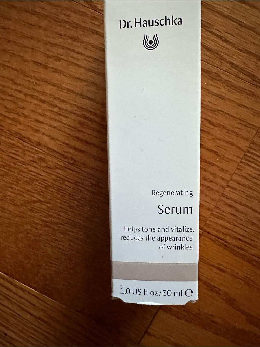 New Dr. Hauschka Regenerating Serum, 1 oz